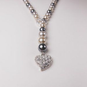 Avon Faux Grey White Pearl Rhinestone Crystal Heart Love Drop Y Lariat Necklace